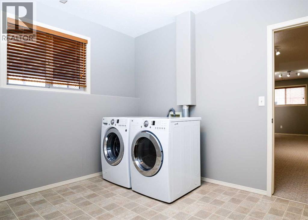 15 Altena Close, Red Deer, Alberta  T4R 3A8 - Photo 25 - A2274284