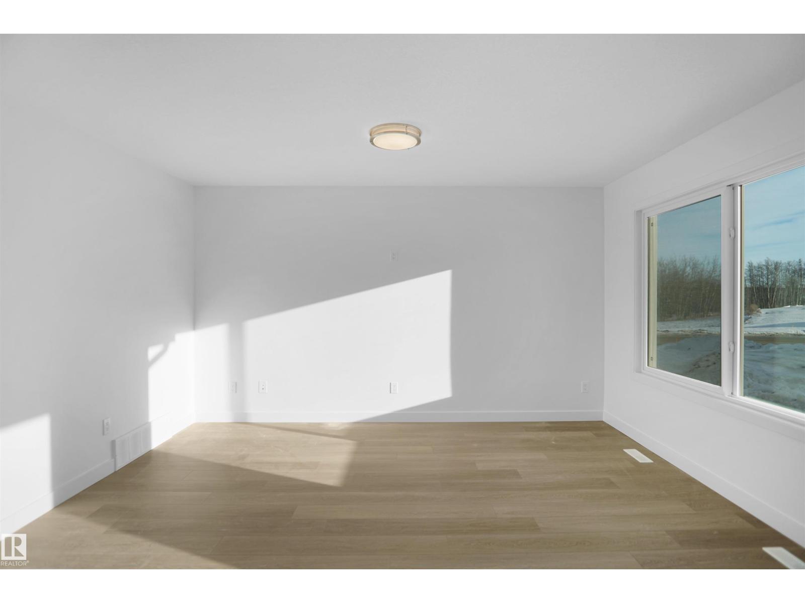 907 19 Av Nw, Edmonton, Alberta  T6T 2V2 - Photo 5 - E4464657