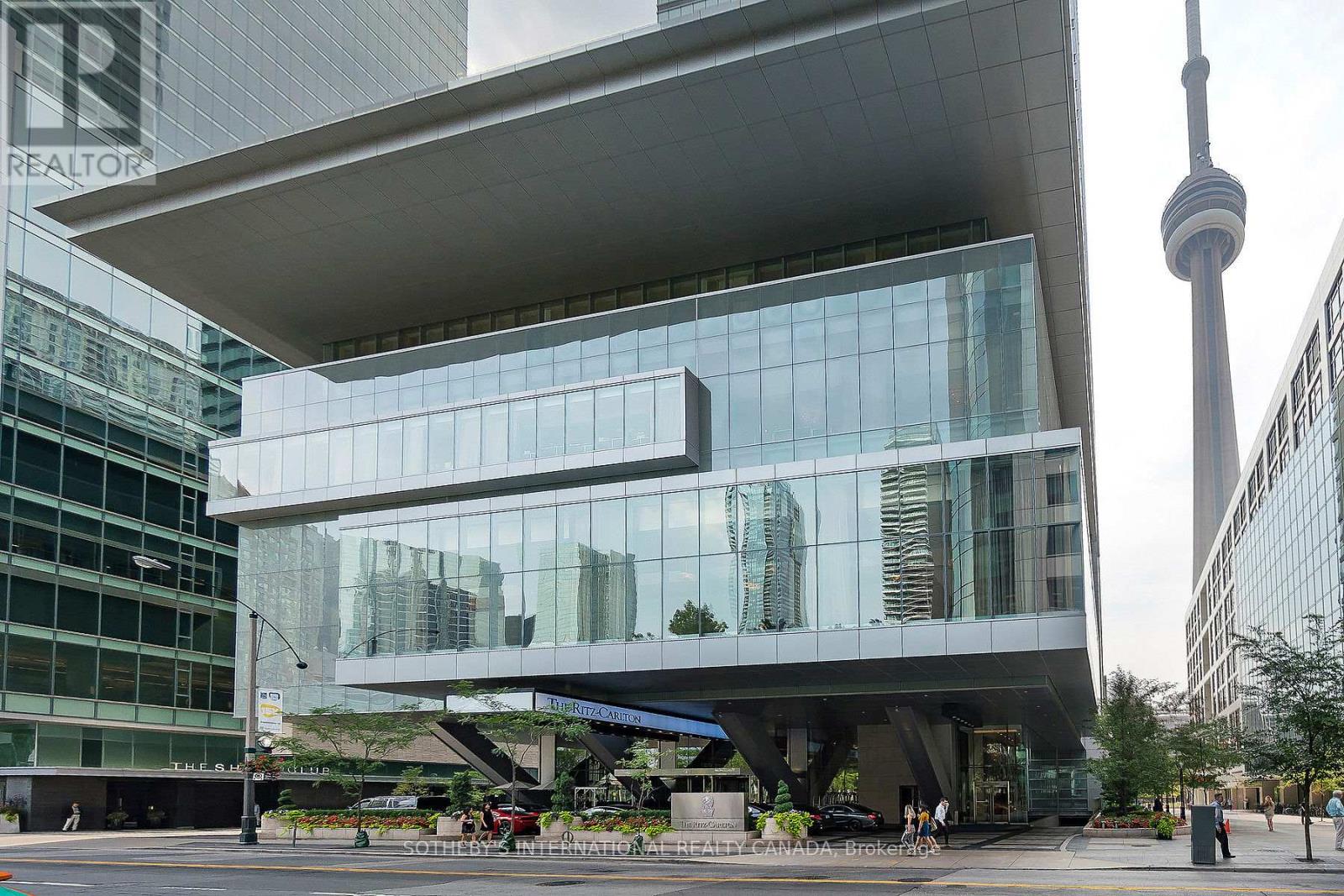 4401 - 183 Wellington Street W, Toronto, Ontario  M5V 0A1 - Photo 9 - C12709376
