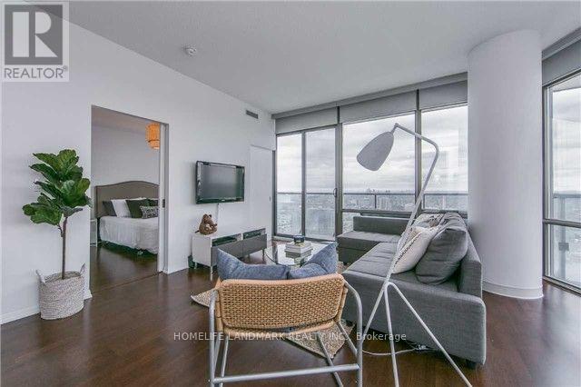 3503 - 832 Bay Street, Toronto, Ontario  M5S 1Z6 - Photo 4 - C12709442