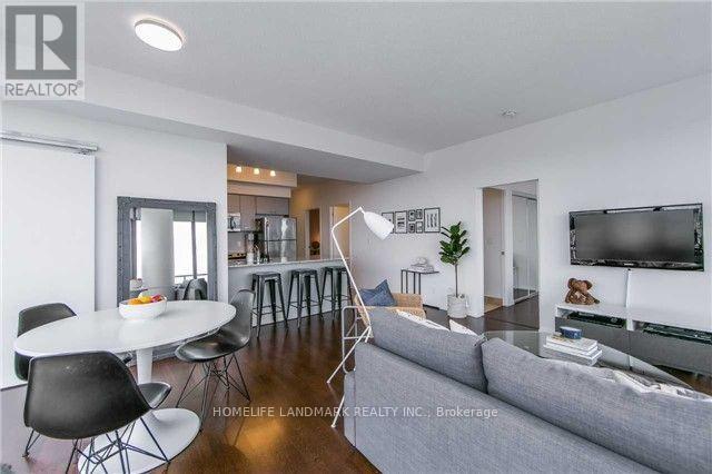 3503 - 832 Bay Street, Toronto, Ontario  M5S 1Z6 - Photo 5 - C12709442