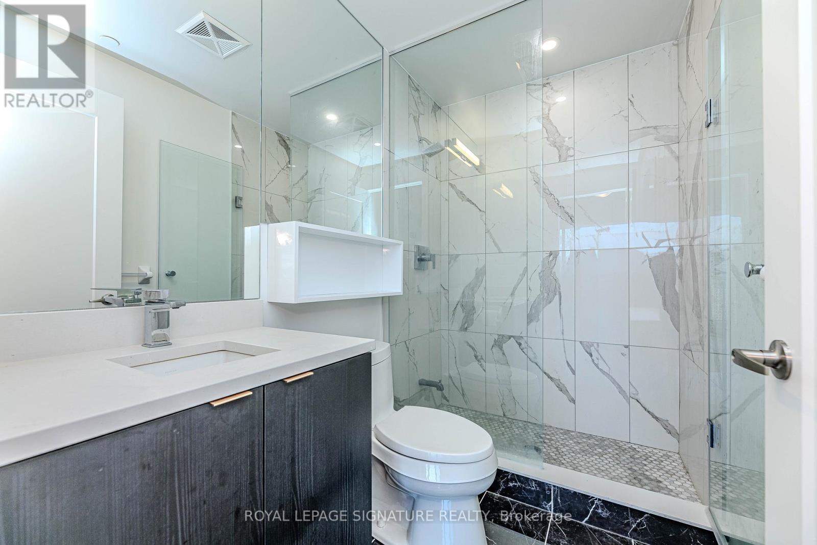 2616 - 70 Princess Street, Toronto, Ontario  M5A 0X6 - Photo 24 - C12709446