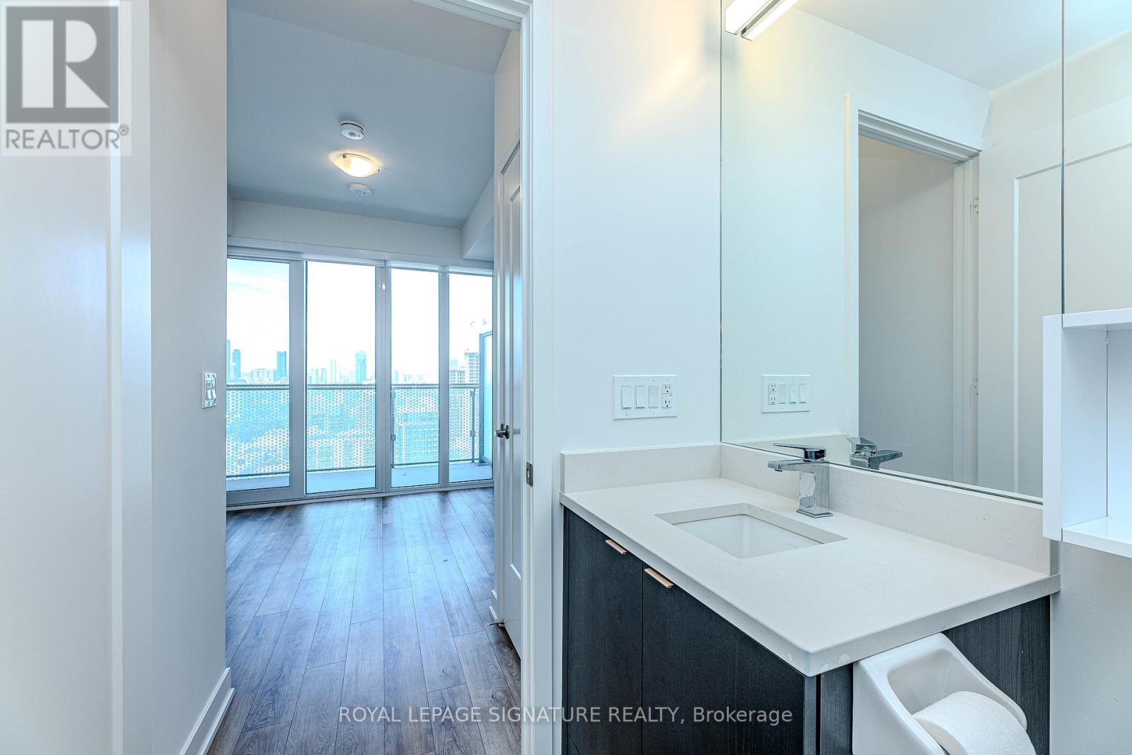 2616 - 70 Princess Street, Toronto, Ontario  M5A 0X6 - Photo 25 - C12709446