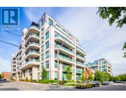 425 - 377 MADISON AVENUE, Toronto, Ontario