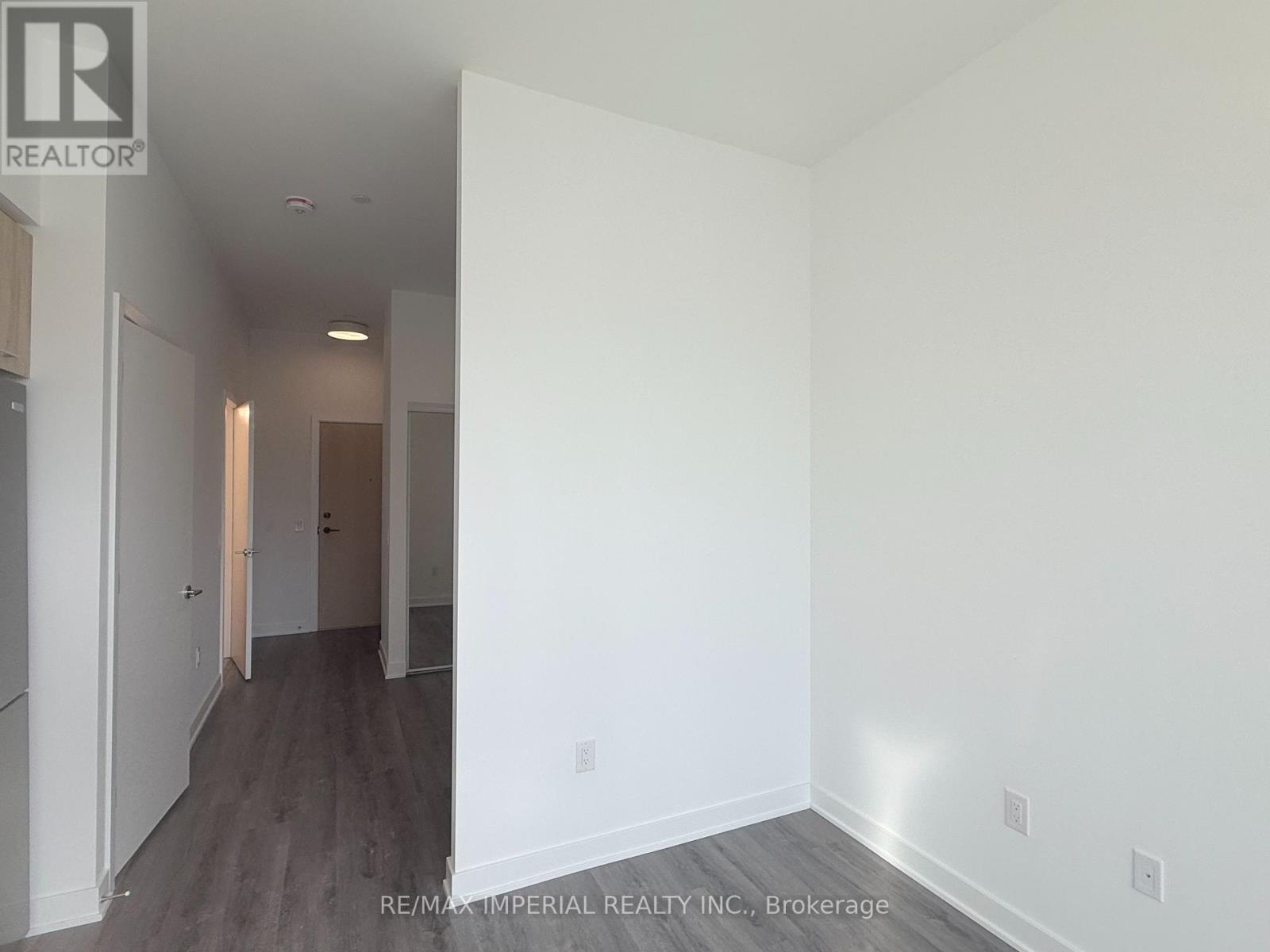 30 Dreamers Way, Toronto, Ontario  M5A 2G5 - Photo 9 - C12709468