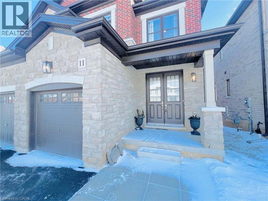 11 Cherry Blossom Heights, Hamilton, Ontario  L9B 0E9 - Photo 2 - 40792259