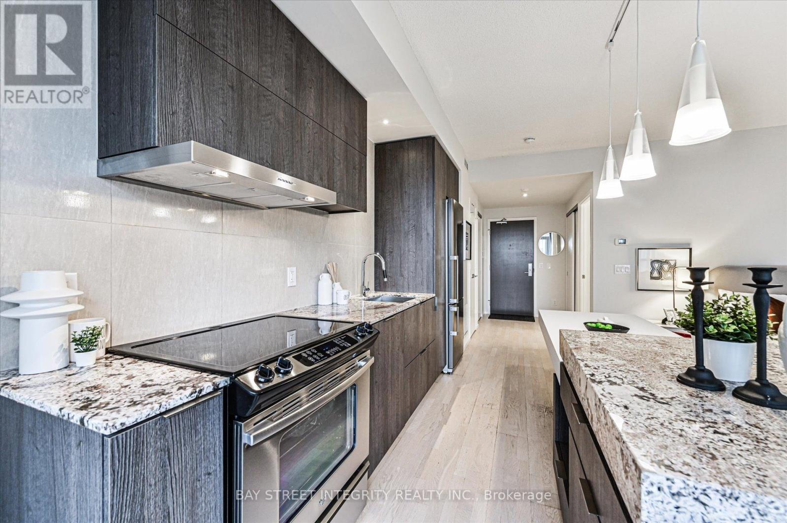 1709 - 101 Charles Street E, Toronto, Ontario  M4Y 0A9 - Photo 15 - C12709498