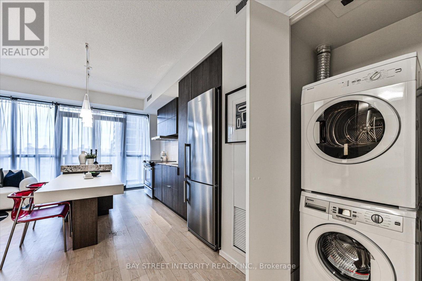 1709 - 101 Charles Street E, Toronto, Ontario  M4Y 0A9 - Photo 17 - C12709498