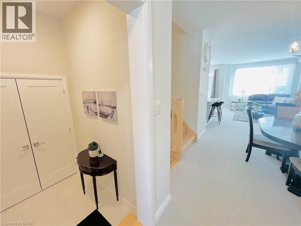 11 Cherry Blossom Heights, Hamilton, Ontario  L9B 0E9 - Photo 21 - 40792259