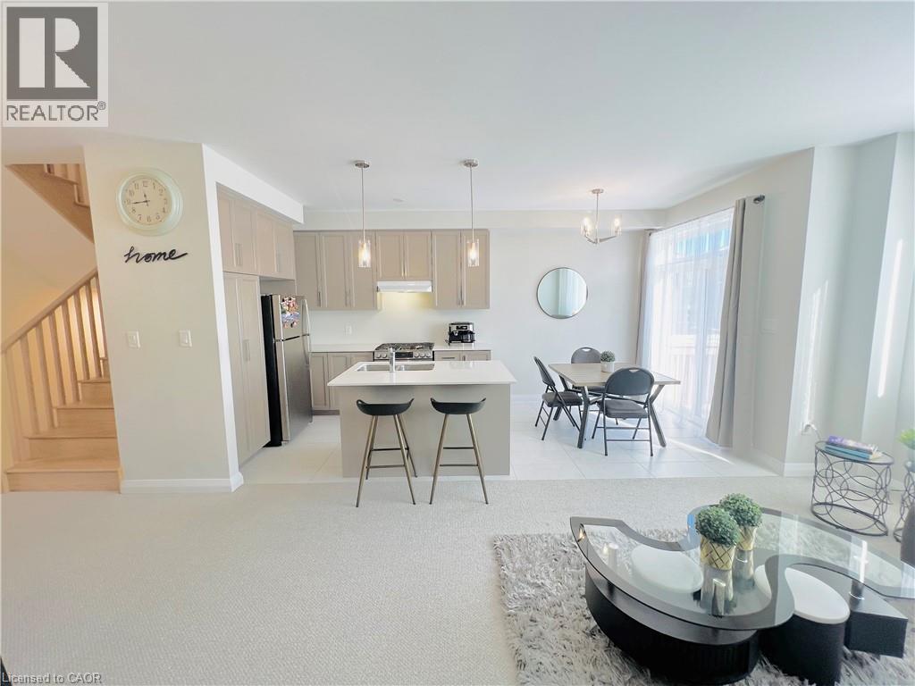 11 Cherry Blossom Heights, Hamilton, Ontario  L9B 0E9 - Photo 19 - 40792259