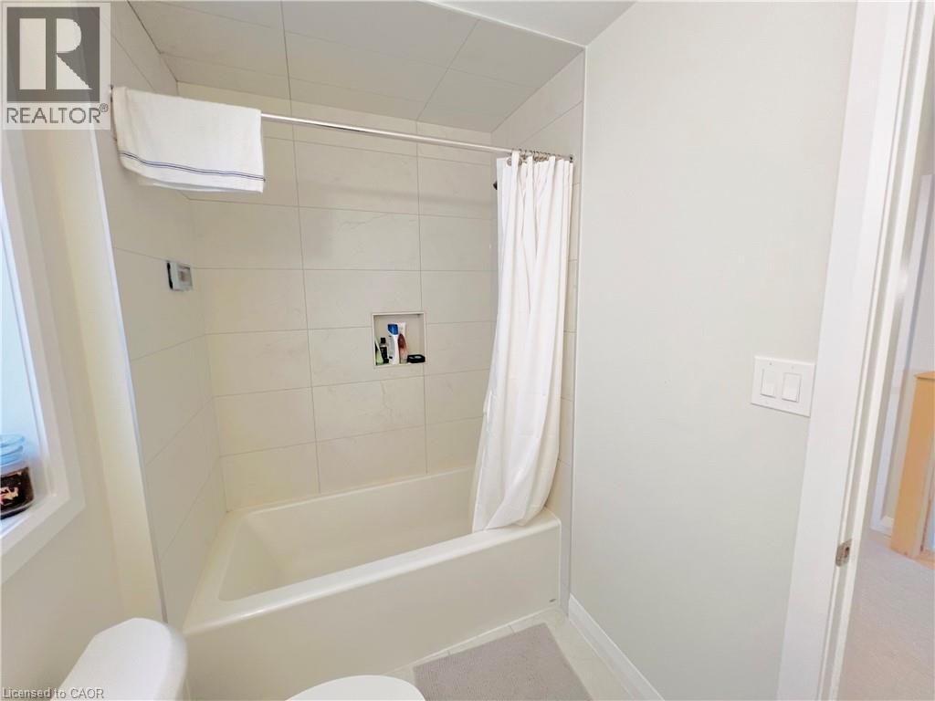 11 Cherry Blossom Heights, Hamilton, Ontario  L9B 0E9 - Photo 36 - 40792259