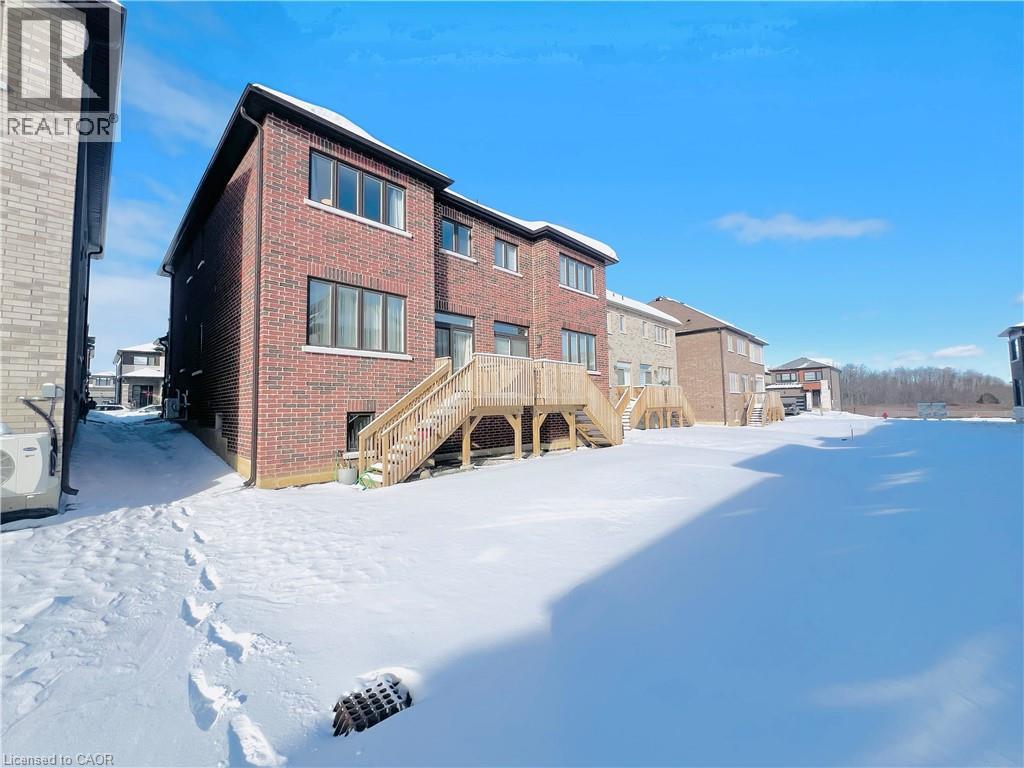 11 Cherry Blossom Heights, Hamilton, Ontario  L9B 0E9 - Photo 42 - 40792259