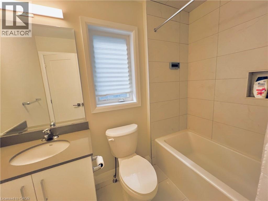 11 Cherry Blossom Heights, Hamilton, Ontario  L9B 0E9 - Photo 35 - 40792259