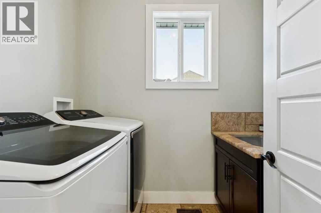 1072 Channelside Drive Sw, Airdrie, Alberta  T4B 3K4 - Photo 28 - A2277878