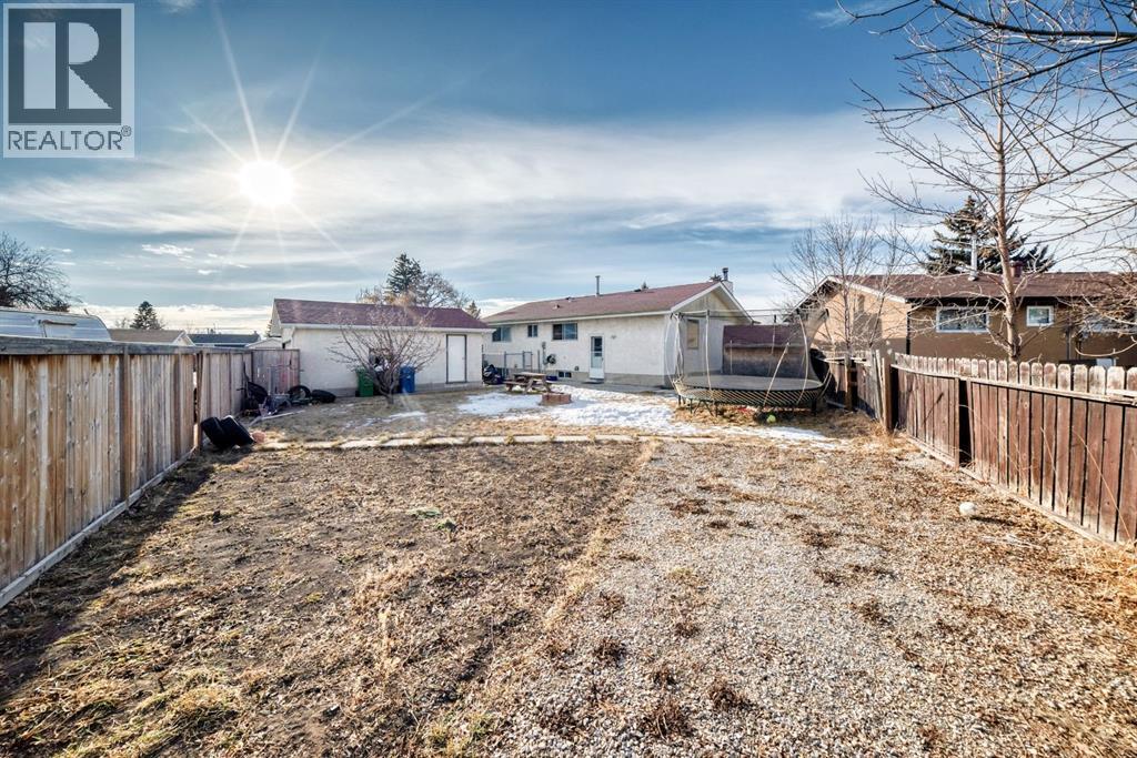 19 Malvern Place Ne, Calgary, Alberta  T2A 5S8 - Photo 40 - A2280033