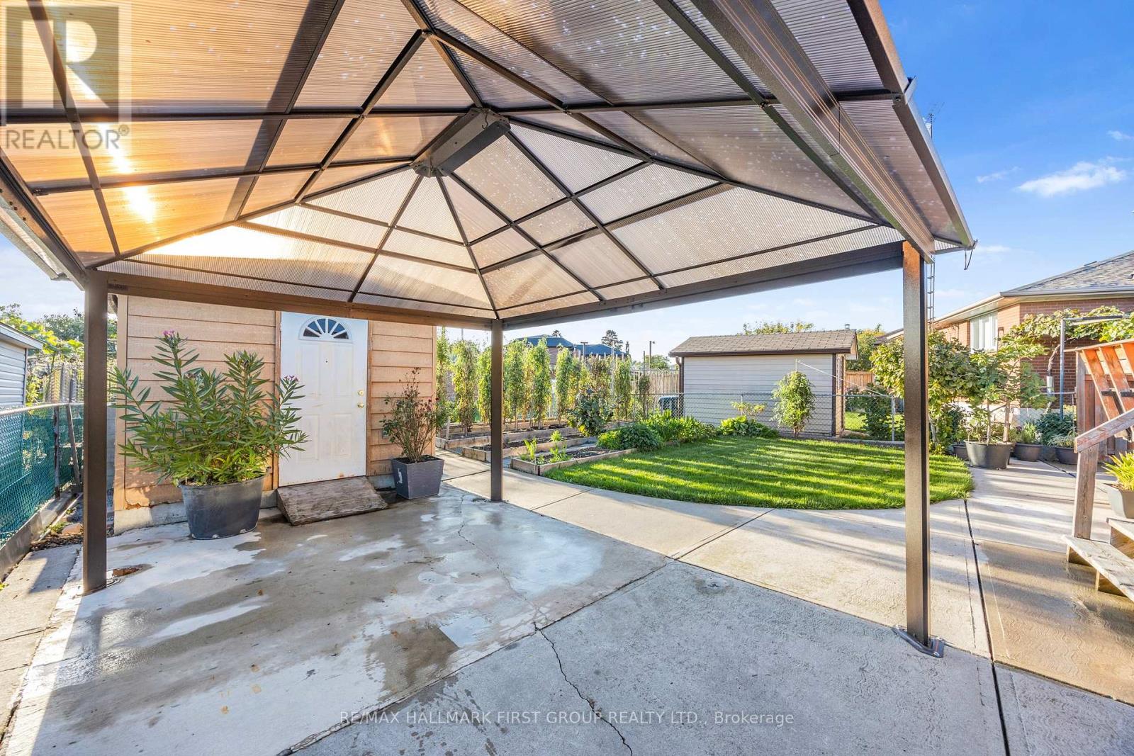 154 Fairglen Avenue, Toronto, Ontario  M1W 1B1 - Photo 33 - E12709382