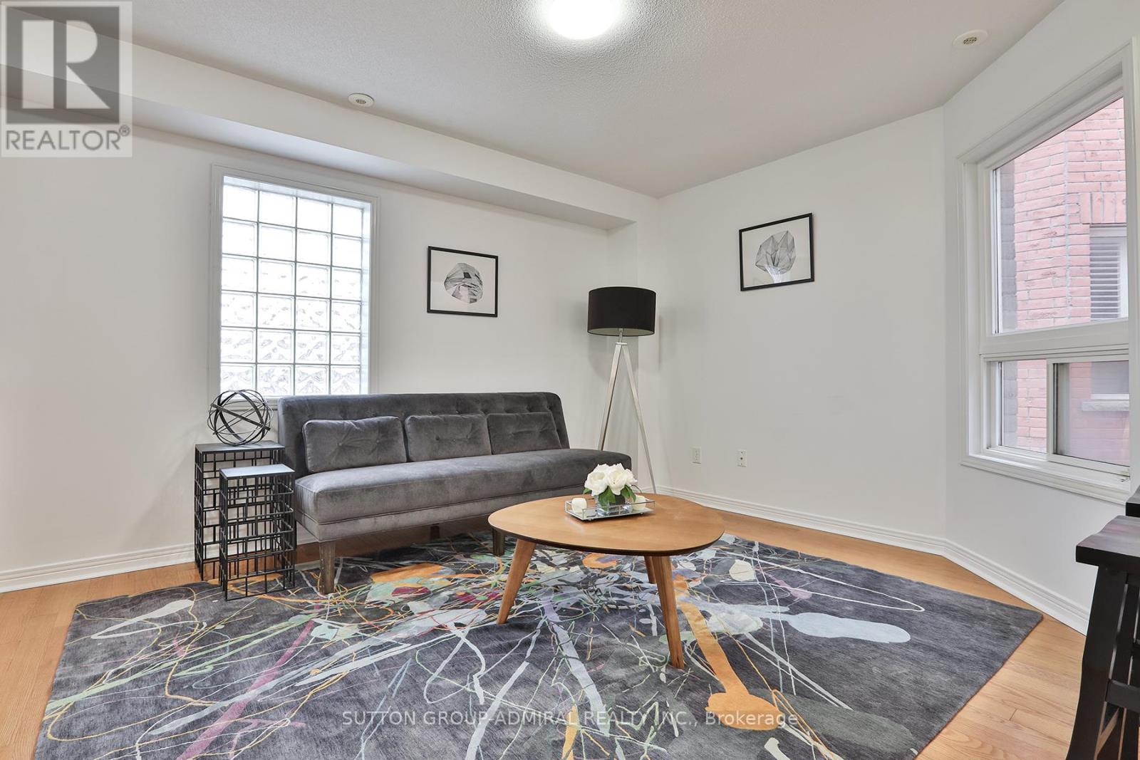 13 Pilkington Drive, Toronto, Ontario  M1L 0B7 - Photo 11 - E12709390