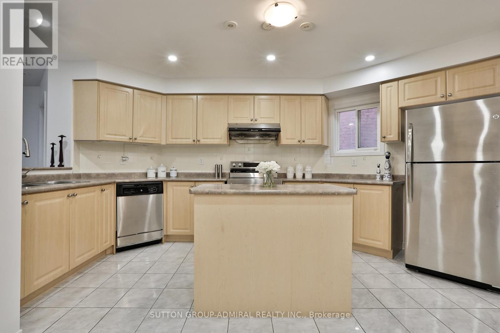 13 Pilkington Drive, Toronto, Ontario  M1L 0B7 - Photo 15 - E12709390