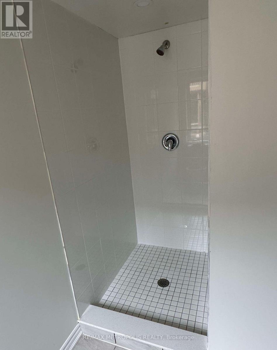 783 Kootenay Path, Oshawa, Ontario  L1H 0A7 - Photo 17 - E12709456