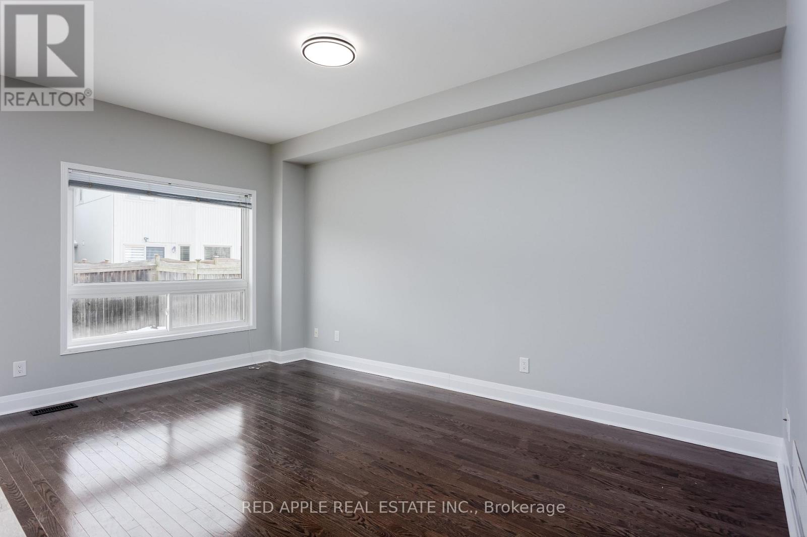 23 Ulson Drive, Richmond Hill, Ontario  L4C 4M6 - Photo 7 - N12709362