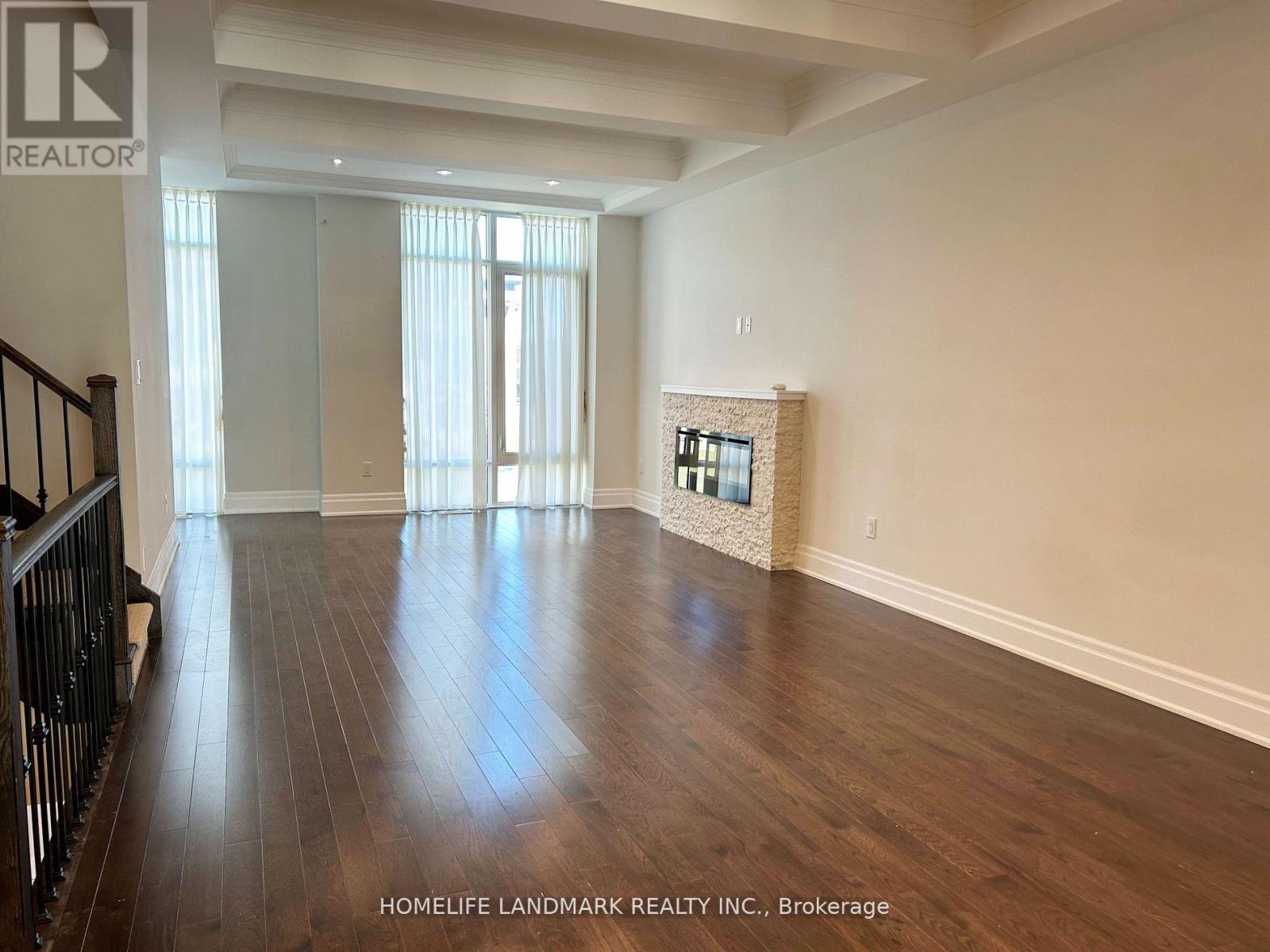 6 Heriot Place, Vaughan, Ontario  L6A 4Z6 - Photo 4 - N12709396