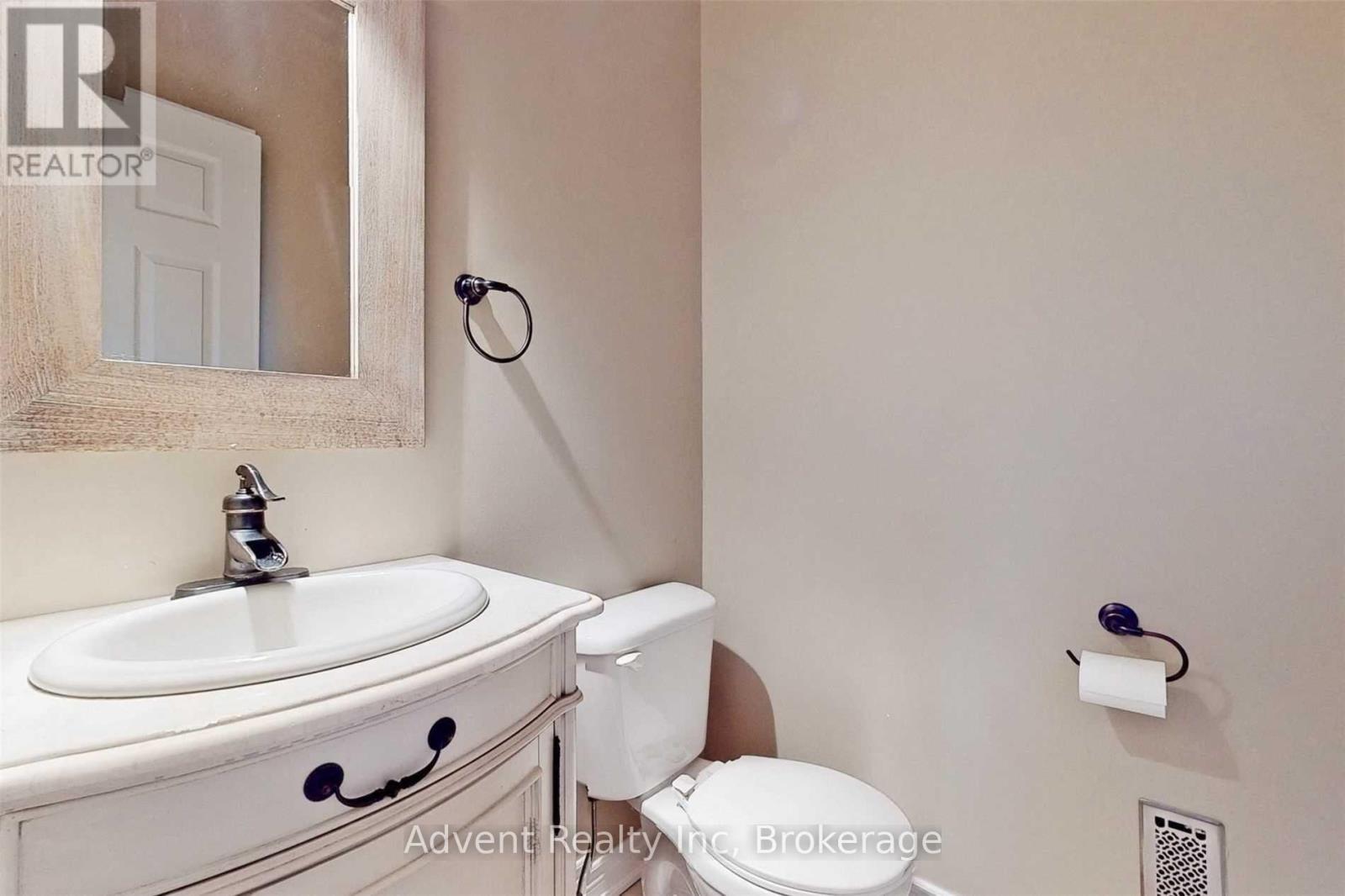 106 Allison Ann Way, Vaughan, Ontario  L6A 0G7 - Photo 18 - N12709416