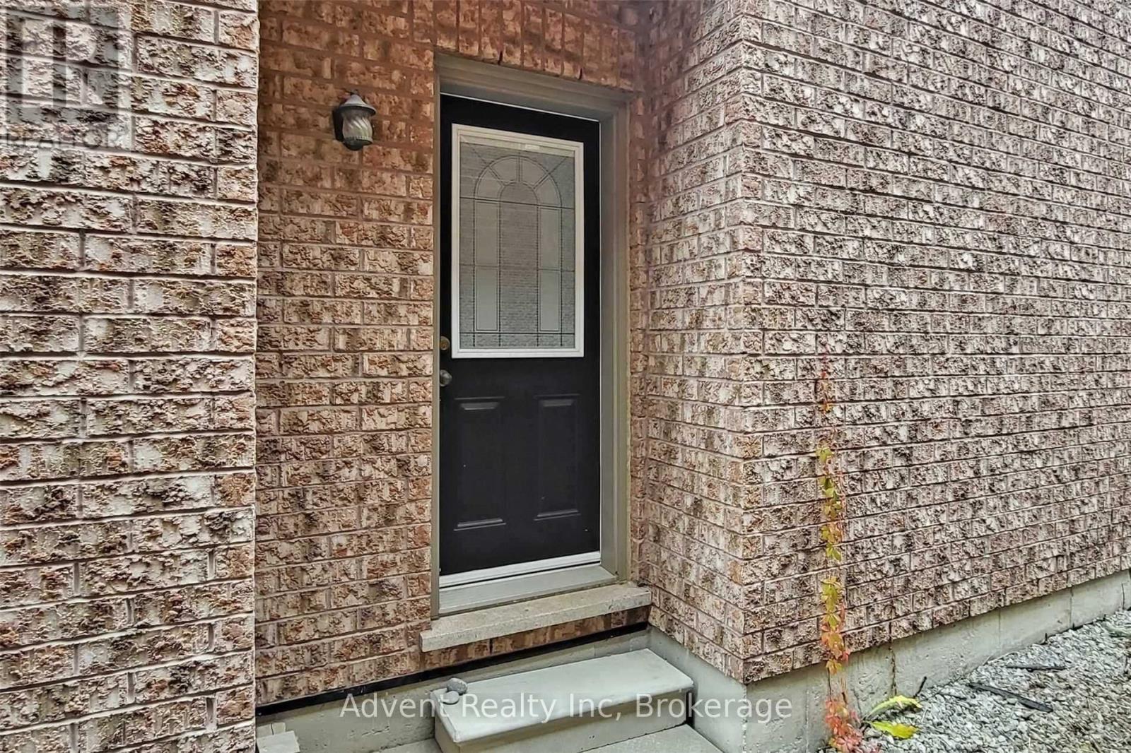 106 Allison Ann Way, Vaughan, Ontario  L6A 0G7 - Photo 36 - N12709416