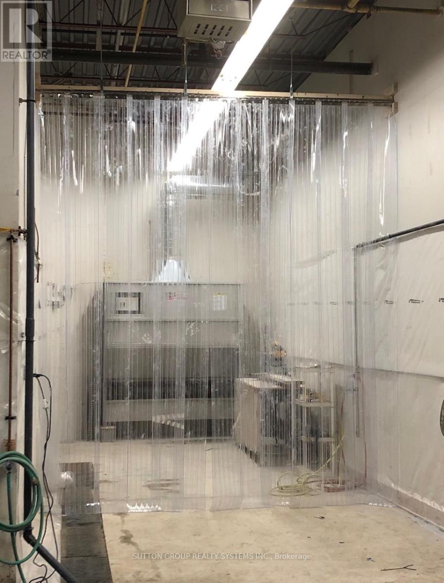 1 - 112 Basaltic Road, Vaughan, Ontario  L4K 1G6 - Photo 5 - N12709418