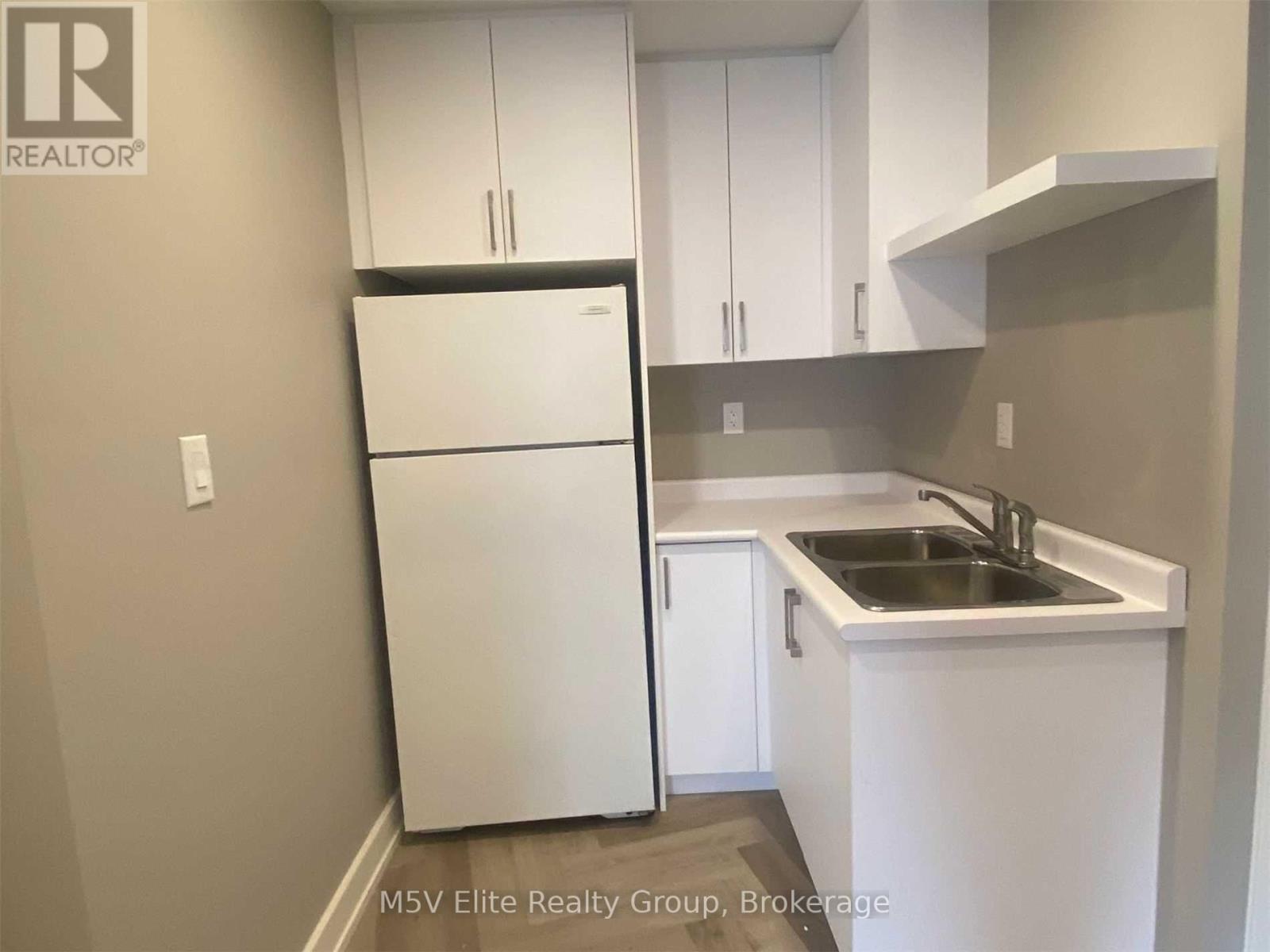 15 - 250 Regina Road, Vaughan, Ontario  L4L 8N2 - Photo 7 - N12709452