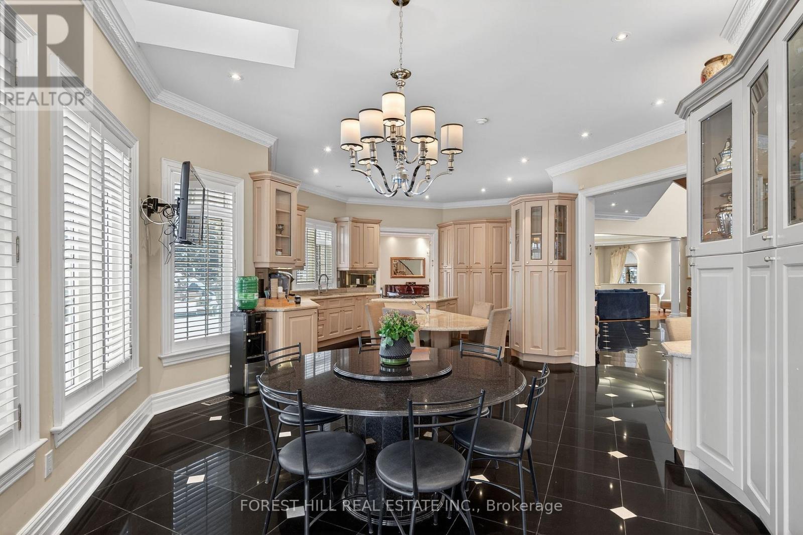 161 Renaissance Court, Vaughan, Ontario  L4J 7W4 - Photo 11 - N12709512