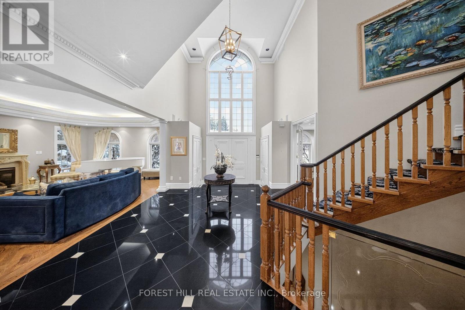 161 Renaissance Court, Vaughan, Ontario  L4J 7W4 - Photo 2 - N12709512