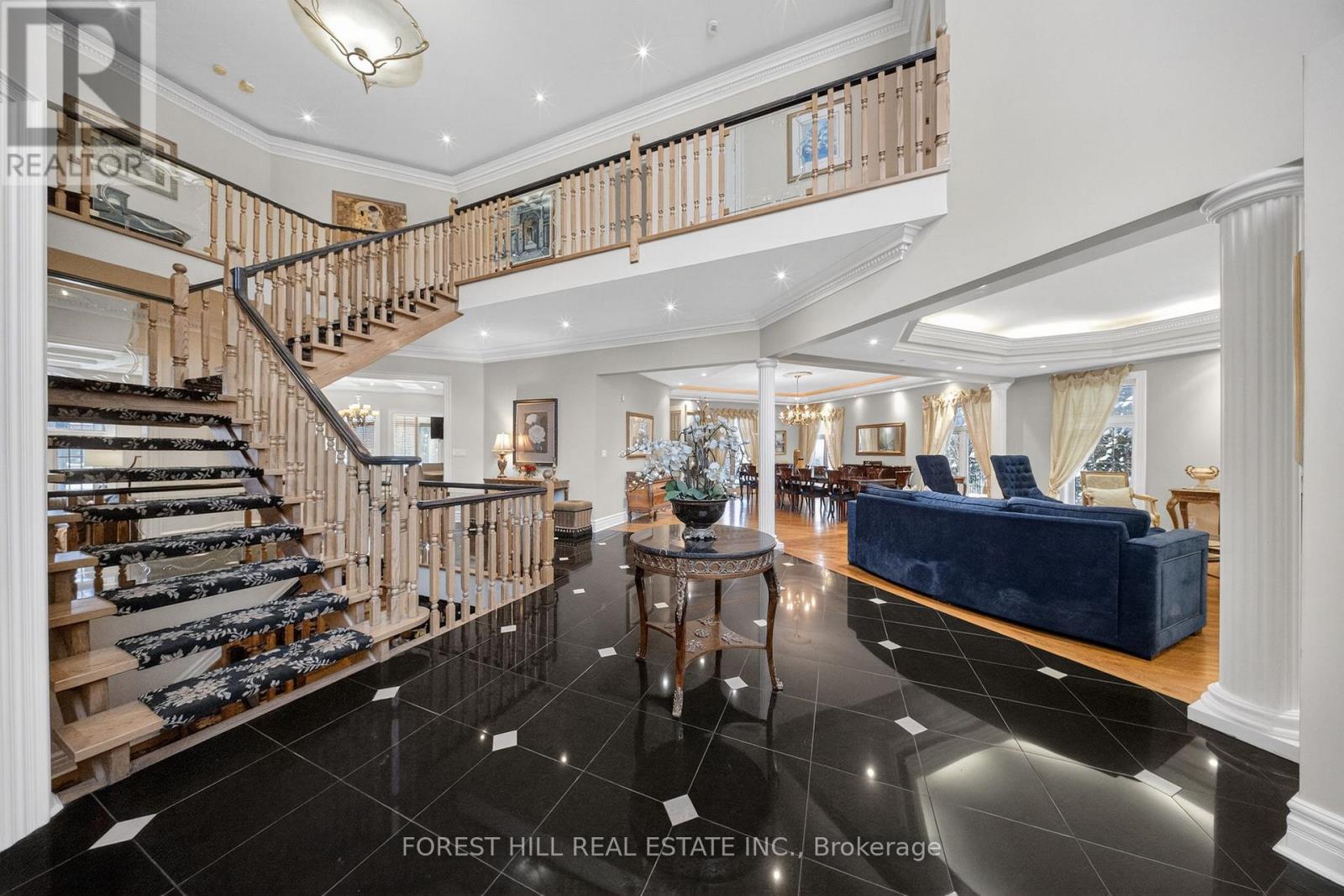 161 Renaissance Court, Vaughan, Ontario  L4J 7W4 - Photo 4 - N12709512