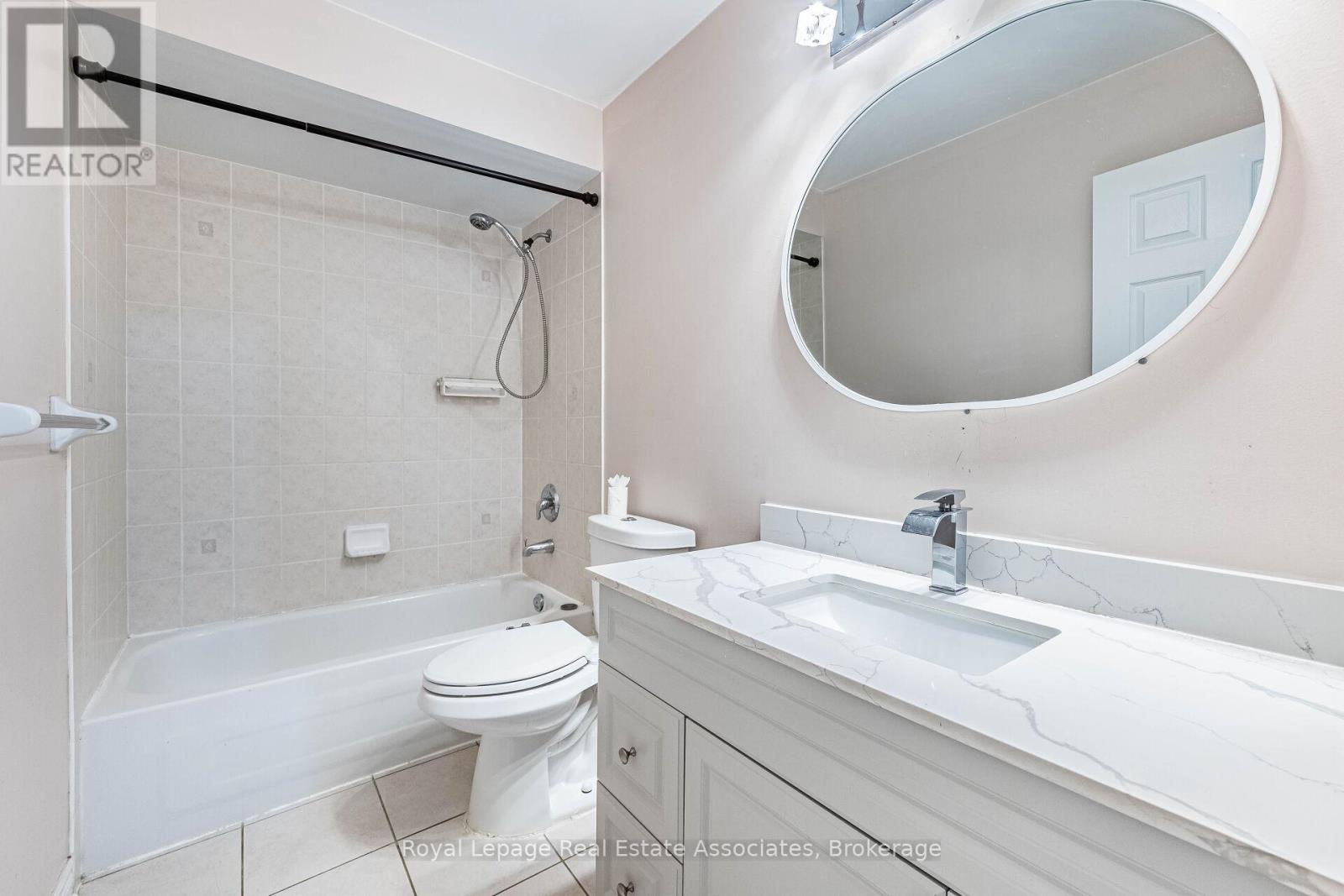 116 Everingham Circle, Brampton, Ontario  L6R 0R9 - Photo 18 - W12687882