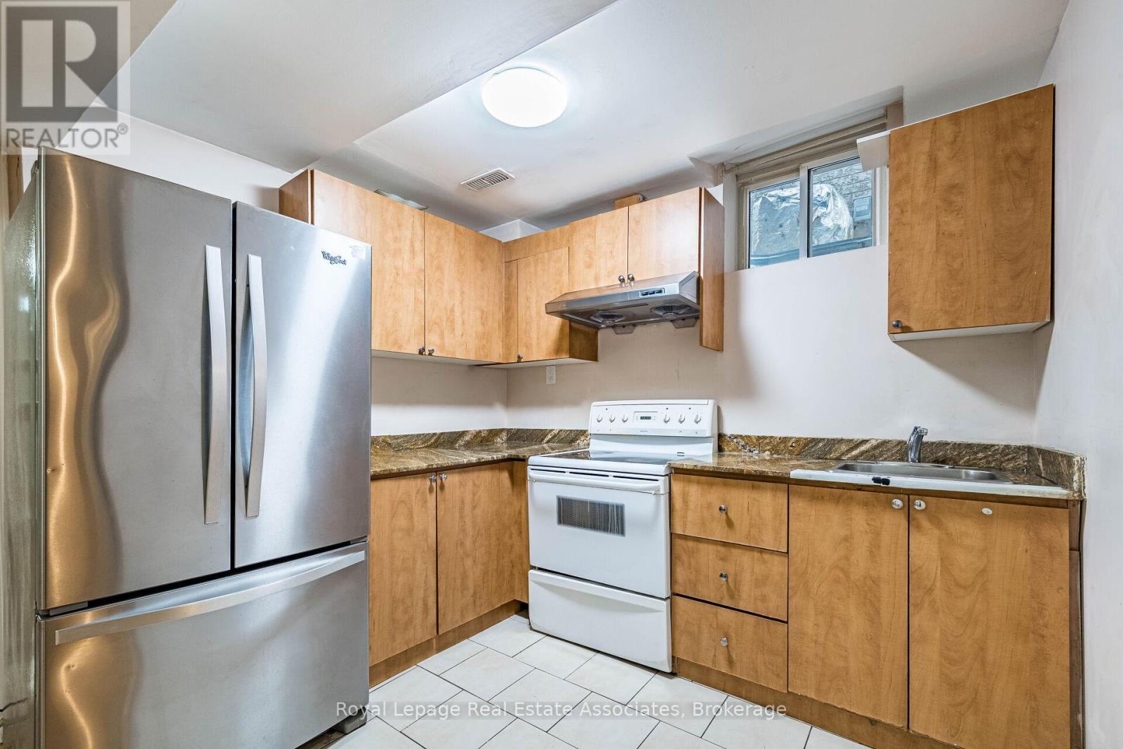 116 Everingham Circle, Brampton, Ontario  L6R 0R9 - Photo 23 - W12687882