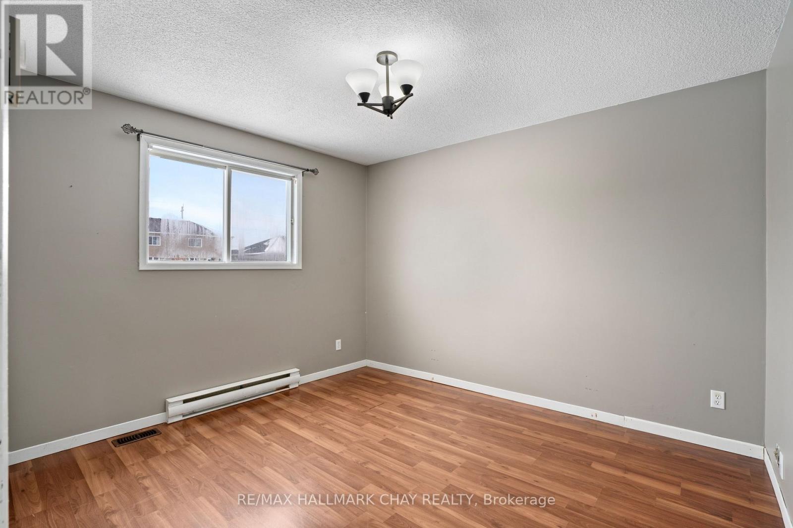 7481 County Road 91, Clearview, Ontario  L0M 1S0 - Photo 13 - S12709510