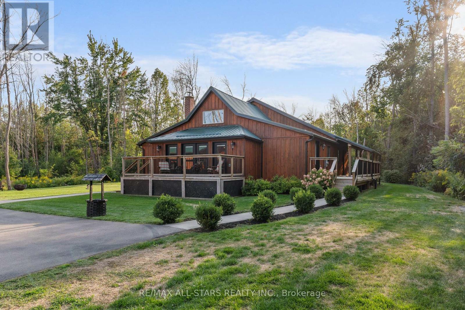 36 Stinson's Bay Road, Kawartha Lakes (Fenelon Falls), Ontario  K0M 1N0 - Photo 2 - X12708070