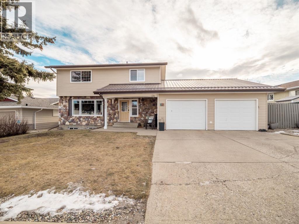 582 3a Avenue, Cardston, Alberta
