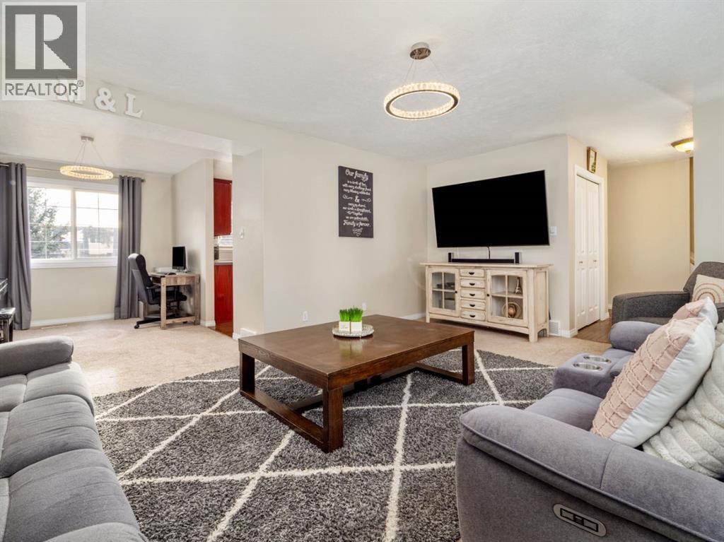 582 3a Avenue, Cardston, Alberta  T0K 0K0 - Photo 6 - A2277128