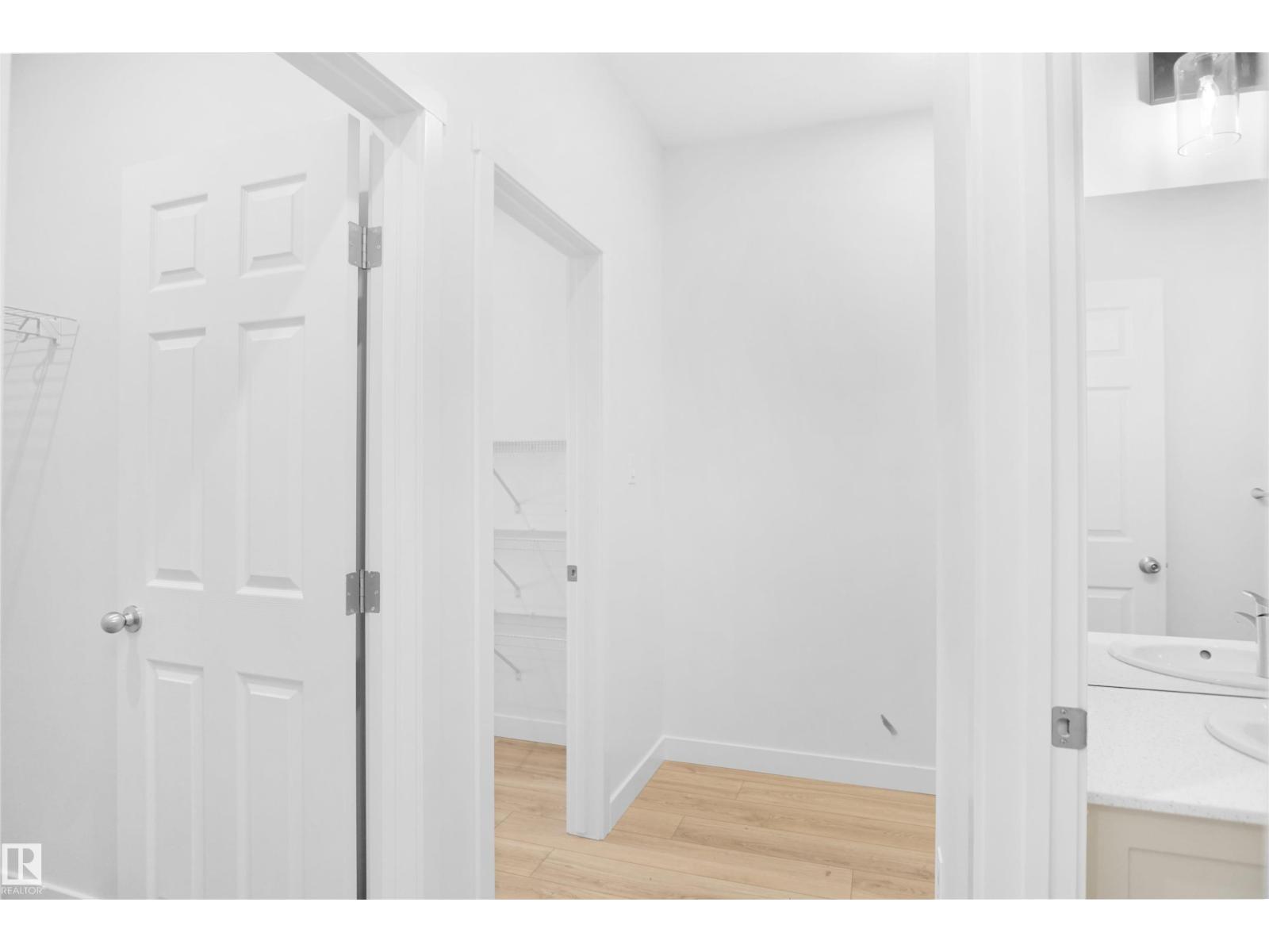 1323 11 Av Nw, Edmonton, Alberta  T6W 4X8 - Photo 17 - E4452339