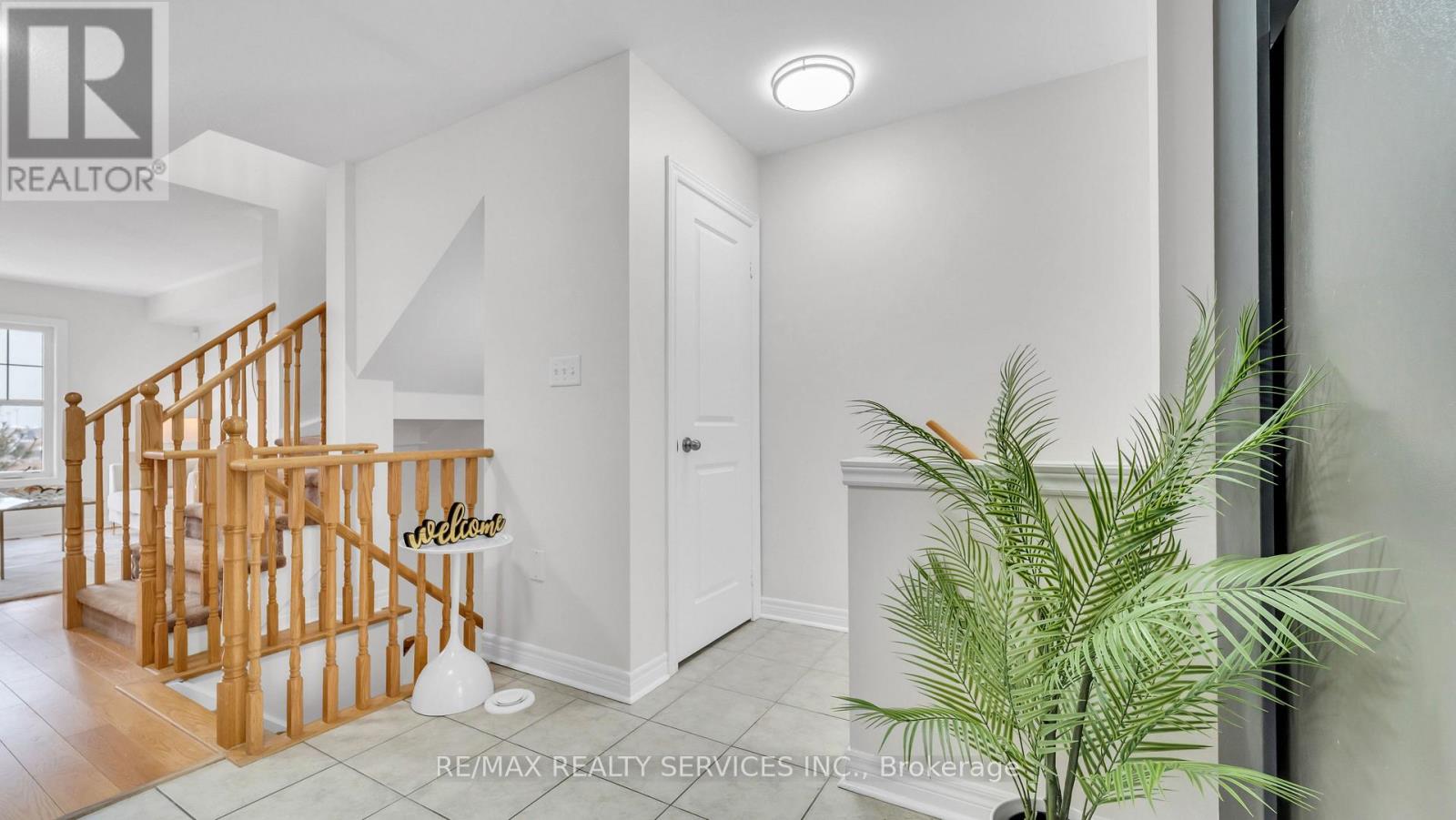 56 - 16 Soldier St Street, Brampton, Ontario  L7A 4B6 - Photo 4 - W12709412