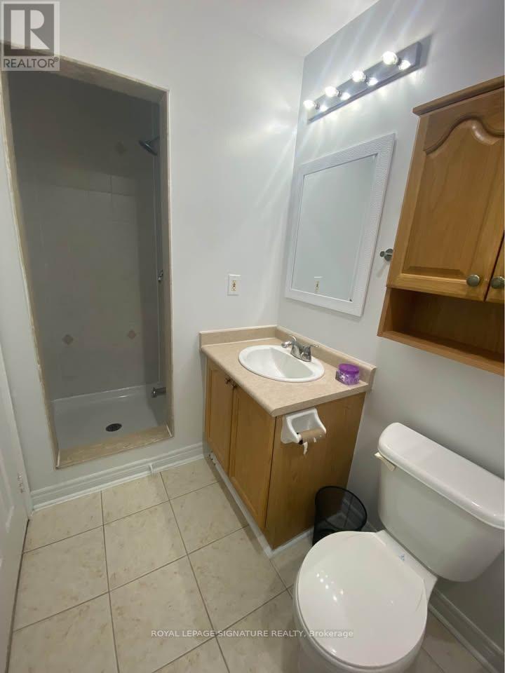 5610 Freshwater Drive, Mississauga, Ontario  L5M 7N1 - Photo 8 - W12709478