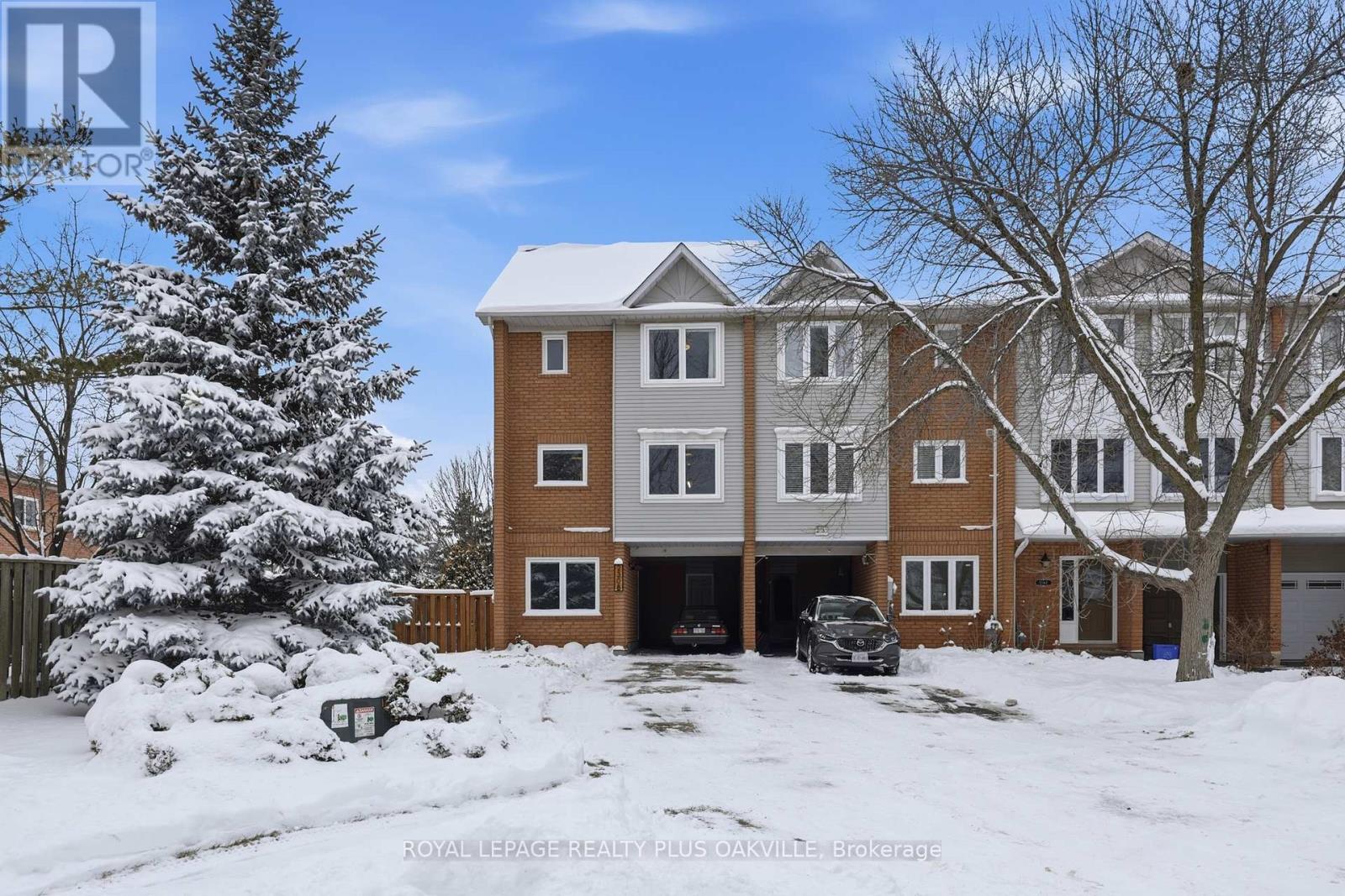 2308 STRAWFIELD COURT, Oakville, Ontario