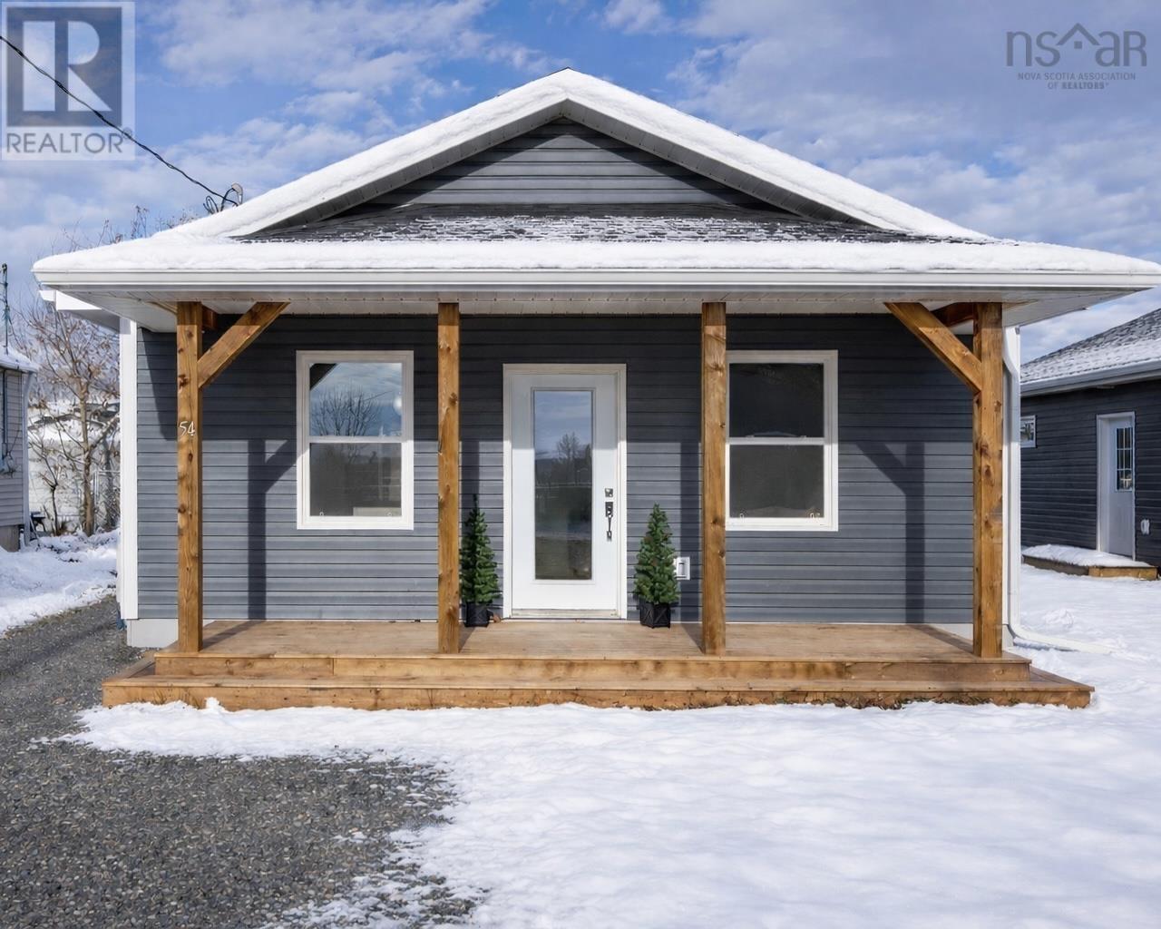 54 Oak Street, Pictou, Nova Scotia  B0K 1H0 - Photo 2 - 202528647