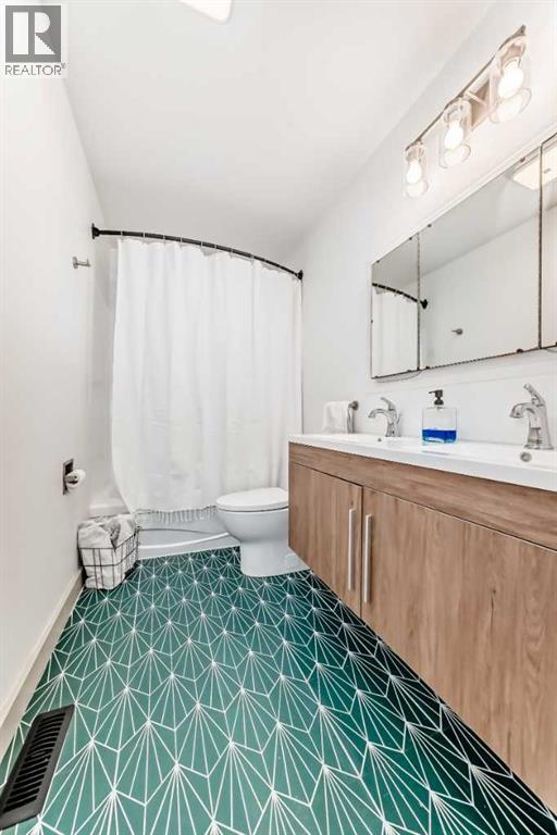 16 Bermondsey Crescent Nw, Calgary, Alberta  T3K 1W2 - Photo 21 - A2277848