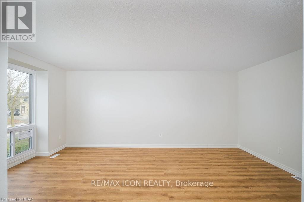 55 Crehan Crescent, Stratford, Ontario  N4Z 1B6 - Photo 6 - X12709378