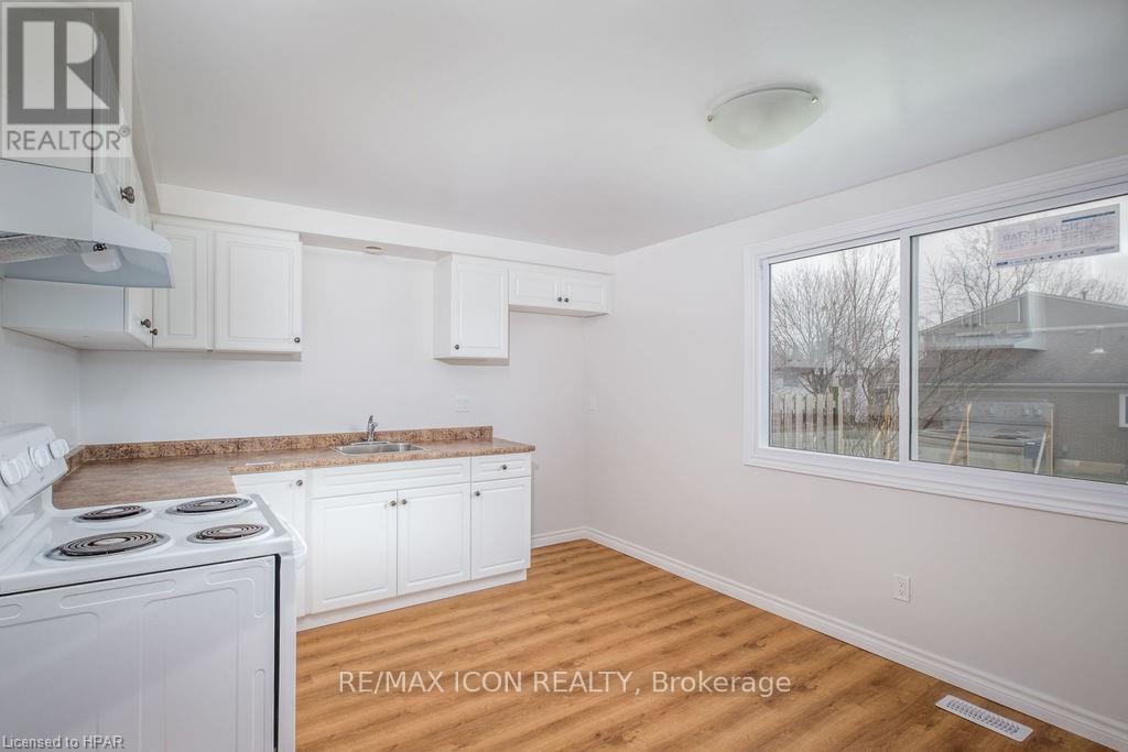 55 Crehan Crescent, Stratford, Ontario  N4Z 1B6 - Photo 7 - X12709378