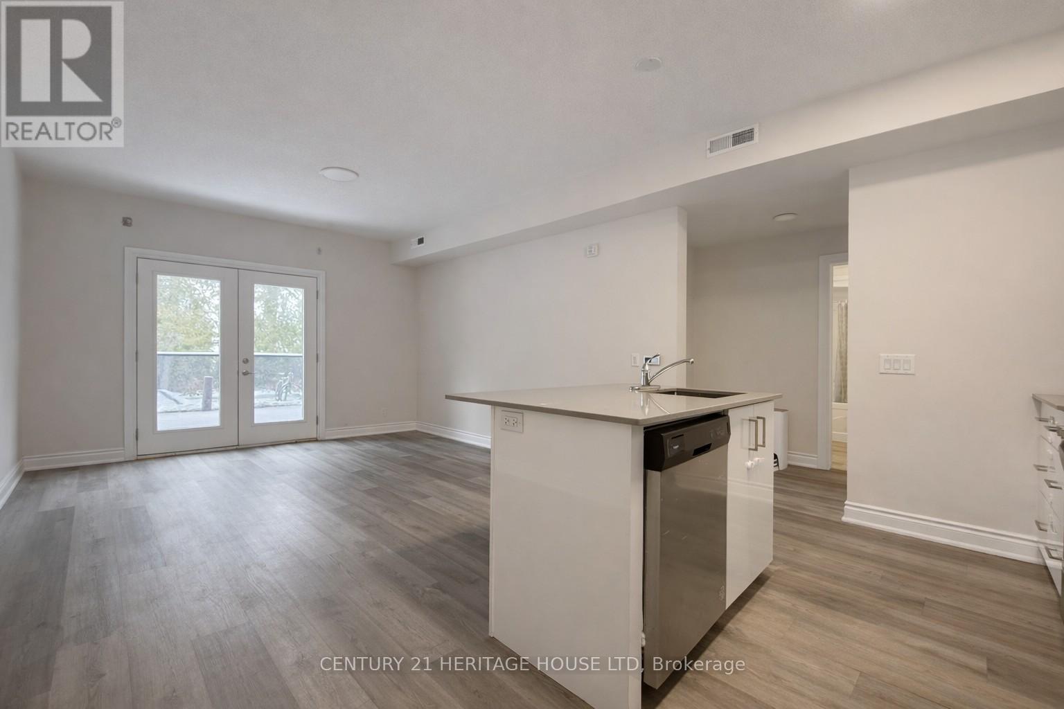 103 - 259 King Street E, Hamilton, Ontario  L8G 1L9 - Photo 5 - X12709426