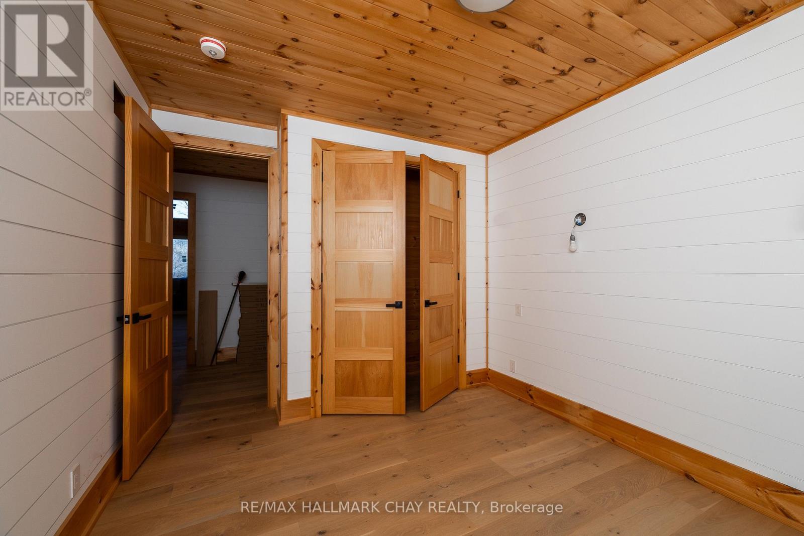 120 Mckague Road, Northern Bruce Peninsula, Ontario  N0H 1W0 - Photo 16 - X12709460