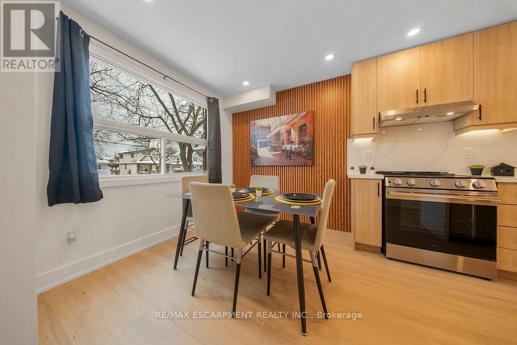 151 East 21st Street, Hamilton, Ontario  L8V 2T5 - Photo 28 - X12709508