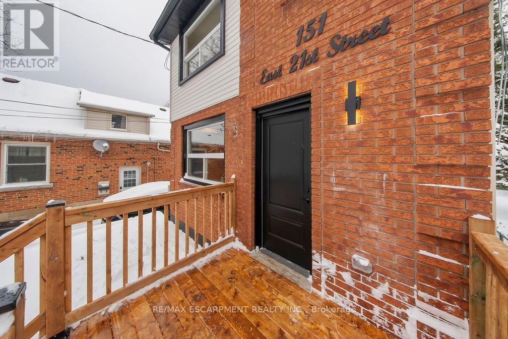 151 East 21st Street, Hamilton, Ontario  L8V 2T5 - Photo 4 - X12709508